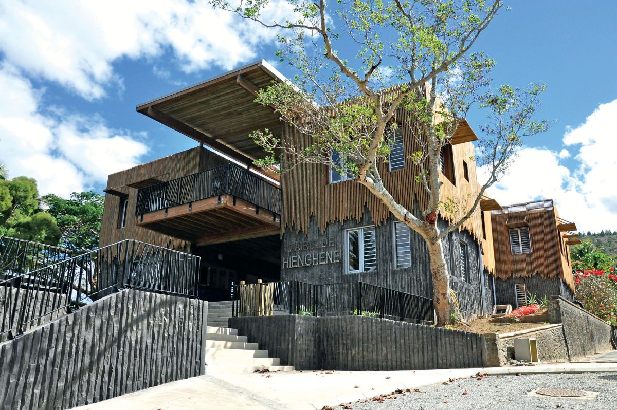 La mairie de Hienghène. © Athanor architectures